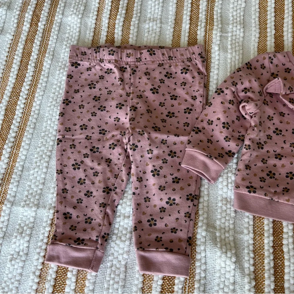 Baby 2-Piece Floral Top & Legging Set‎ 9M